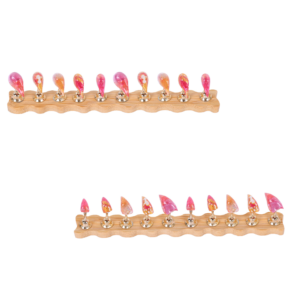 Medieval Queen Cersei Nail Art - Nail Art Queen review and price